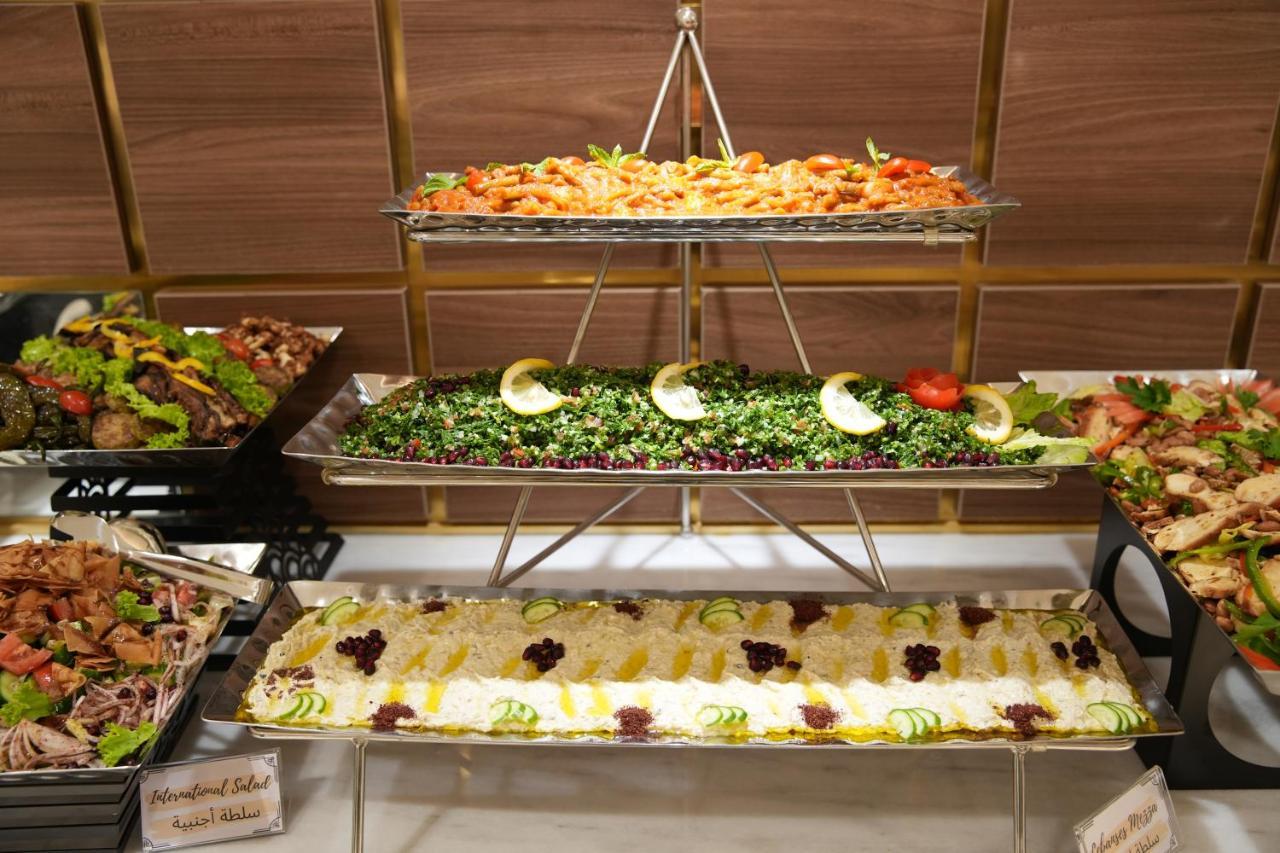Royal Mansoura Residence Hotel Доха Екстериор снимка