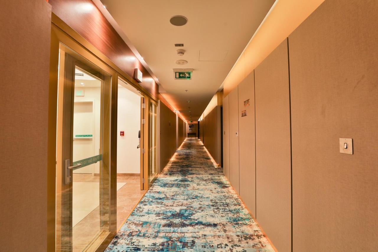 Royal Mansoura Residence Hotel Доха Екстериор снимка