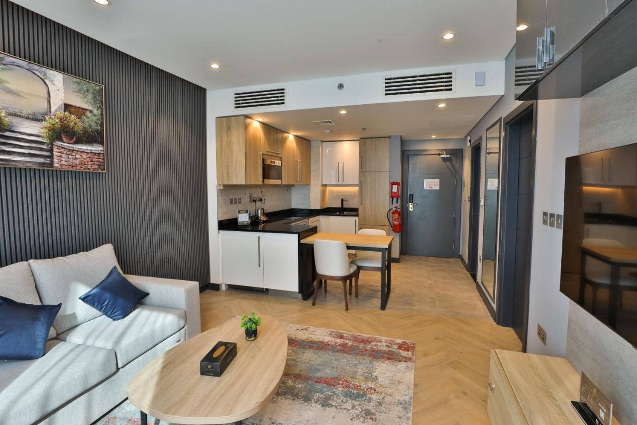 Royal Mansoura Residence Hotel Доха Екстериор снимка