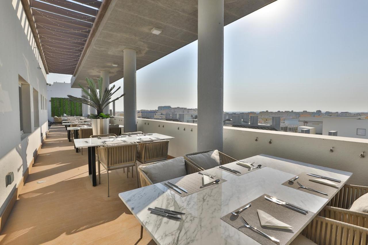 Royal Mansoura Residence Hotel Доха Екстериор снимка