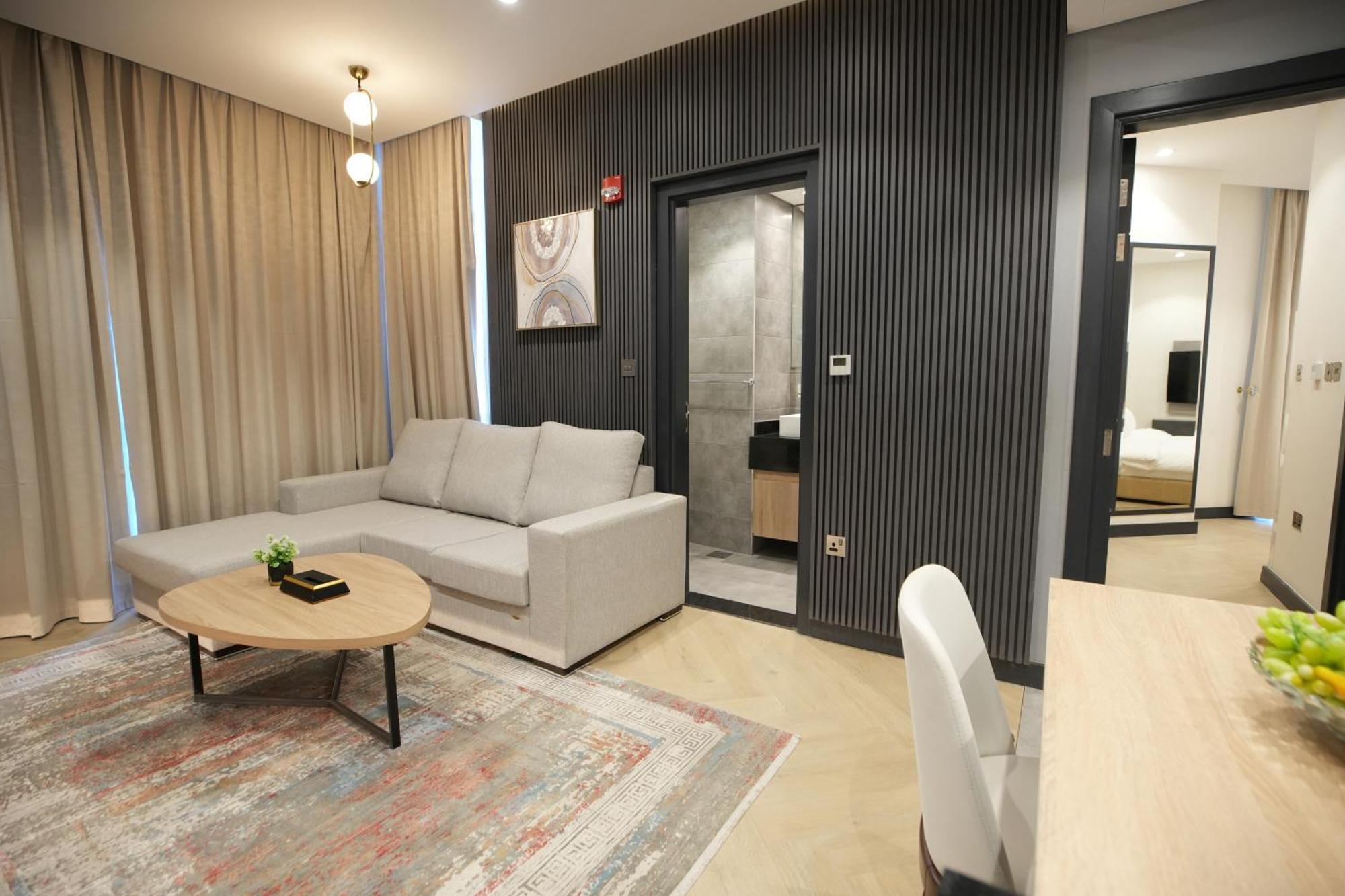 Royal Mansoura Residence Hotel Доха Екстериор снимка