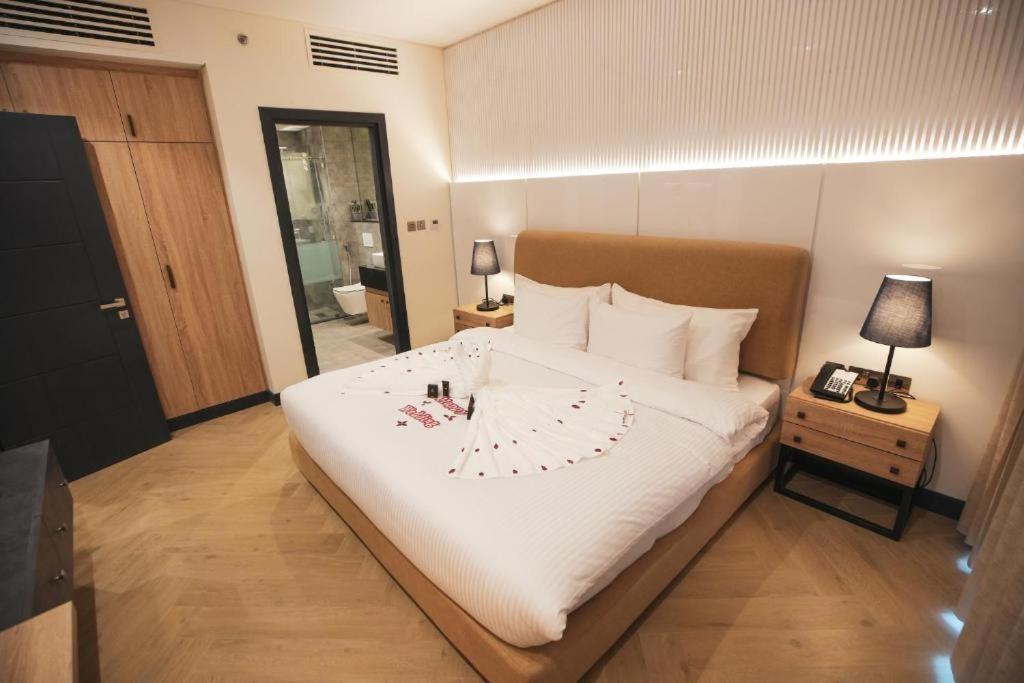 Royal Mansoura Residence Hotel Доха Екстериор снимка